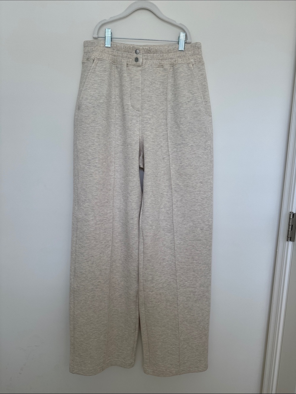SPANX AirEssentials Brushed Straight Leg Sweatpants Heather Cream NWT